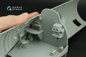 Boeing B-17G Radio operator's compartment. 3D-Printed & coloured Interior on decal paper (HK models)