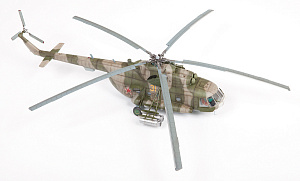 Model kit 1/48 Mil Mi-8 MT Hip (Zvezda)