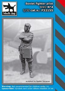Figures (resin) 1/32 Soviet fighter pilot WW II N°4