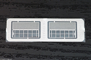 Additions 1/32 Oil Radiator grilles for late Bf-109F, Bf-109G-2/4 (A.M.U.R.Reaver) 