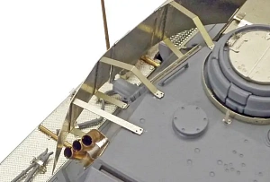 Model kit 1/35 German Pz.Kpfw.III Ausf.N (w/ Aber Photo-Etched & Metal Gun Barrel) (Tamiya)