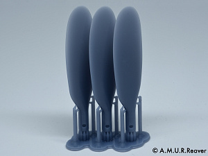 Additions 1/32 Cock and propeller blades for the Bf109G-10/K with a wider blade chord (later propeller type) for Hasegawa and Revell models in 1/32 scale (A.M.U.R.Reaver) 