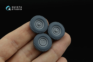 UAZ-469 Off-Road Tyre set (Zvezda)