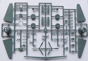 Model kit 1/72 Mitsubishi G4M1 Late version (Sword)