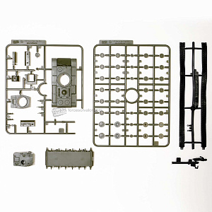 Model kit 1/72 Russian Heavy Tank KV-2 - FOV version (Forces Of Valor)