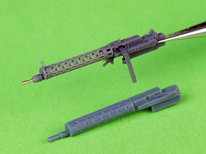 Aircraft detailing sets (resin) 1/48 German WW I machine gun Spandau LMG 08/15 (2 pcs) - with SHORT charging handle - complete guns incl. 3D resin & brass parts