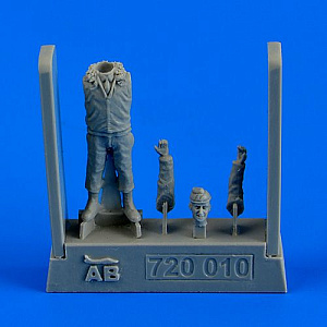 Figures (resin) 1/72 U.S.A.F. Fighter Pilot - Korean War 1950-1953 