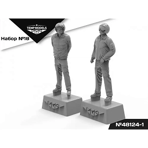 Figures (resin) 1/48 RUSSIAN AIR FORCE PILOTS (WINTER UNIFORM) No.18-1 (Temp Models)