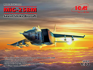 Model kit 1/72 Mikoyan MiG-25BM Soviet Strike Aircraft (ICM)