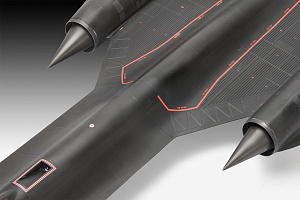 Model kit 1/48 Сборная модель 1/48 Lockheed SR-71B Blackbird (Revell)