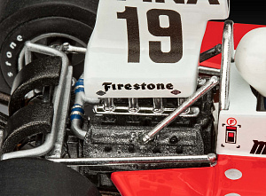 Model kit 1/32 Surtees TS16/03 (Revell)