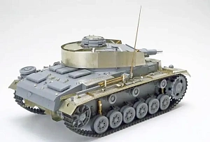 Model kit 1/35 German Pz.Kpfw.III Ausf.N (w/ Aber Photo-Etched & Metal Gun Barrel) (Tamiya)