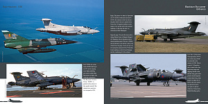 Aircraft books Duke Hawkins: Blackburn Buccaneer (HMH-Publications)