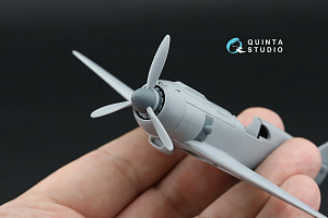 La-5 Detailing Set Pt.1. Powerplant group: Engine, Propeller spinner, Cowl and radiator flaps, Exhaust stacks (Zvezda)