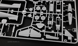 Model kit 1/72 Messerschmitt Me-262A-1a "White 3" (W.Nr. 500071) (Arma Hobby)