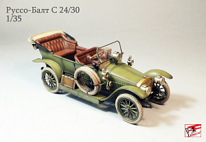 Model kit (resin cast) 1/35 Passenger car Russo-Balt From 24/30 (OtVinta!)