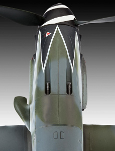 Model kit 1/32 Messerschmitt Bf-109G-10 Erla (Revell)