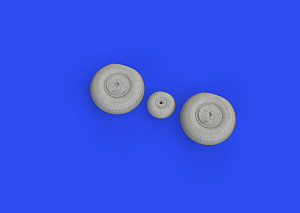 Additions (3D resin printing) 1/48 Petlyakov Pe-2 wheels with weighted tyre effect (designed to be used with Zvezda kits) 