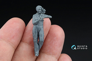 Svetlana stending near SU-31 (Quinta Models)