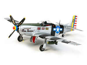 Model kit 1/32 North American P-51D/K Mustang (Tamiya)