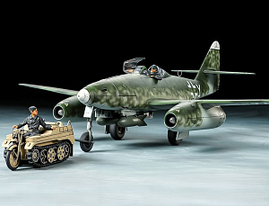 Model kit 1/48 Messerschmitt Me-262A-2a & Kettenkrad  (Tamiya) (damage box) 