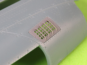 Aircraft detailing sets (resin) 1/48 P-51 Mustang - carburator air filter cover - RAF louvred type - version A (designed to be used with Eduard kits)