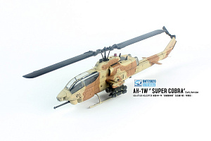 Model kit 1/72 Bell AH-1W Super Cobra (early version) (Dream Model) 