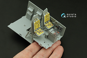 Boeing B-17G Navigator, bombardier, waist and tail gunners compartments. 3D-Printed & coloured Interior (HK models)