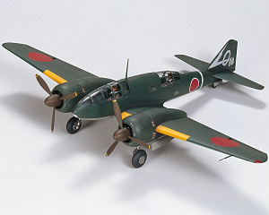 Model kit 1/48 Mitsubishi Ki-46 III Type 100 w/4x4 Kurogane (Tamiya) 