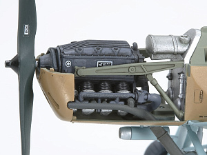 Model kit 1/48 Fieseler Fi-156C 'Storch' (Tamiya) 