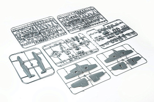 Model kit 1/48 Supermarine Spitfire STORY: MALTA DUAL COMBO (Eduard kits)