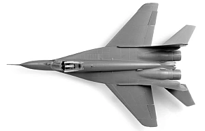 Model kit 1/72 Mikoyan MiG-29S (9-13) (Zvezda)