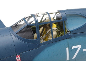 Model kit 1/32 Vought F4U-1 Corsair Bird Cage (Tamiya)