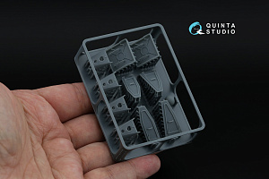 Su-30SM Engine Intake Covers & Wheel Chocks (Zvezda)