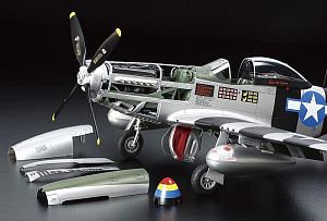 Model kit 1/32 North American P-51D/K Mustang (Tamiya)