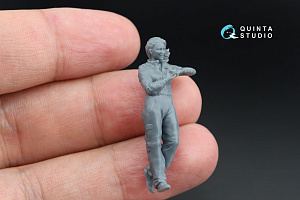 Svetlana stending near SU-31 (Quinta Models)