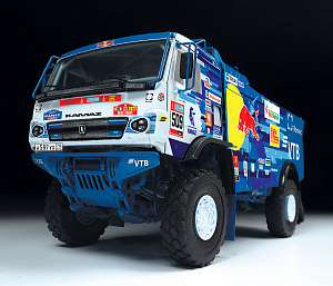 Model kit 1/35 Kamaz 43509 rally Truck   (Zvezda)