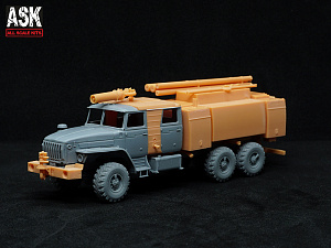 Conversion kit 1/72 Set of airfield fire truck AA-8.0-30/60(4320) for the Ural-4320 model from Zvezda