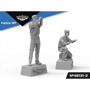 Figures (resin) 1/48 Russian Aerospace Forces Technicians. SET No. 1-2 (Temp Models)