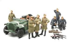 Model kit 1/48 Russian Field Car GAZ-67B w/Officers (Tamiya)