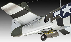 Model kit 1/32 North-American P-51D Mustang (Revell)