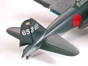 Model kit 1/32 Mitsubishi A6M5 Zero Fighter Model 52 (Zeke) (Tamiya)
