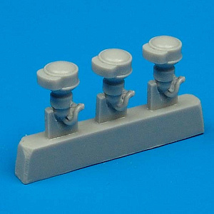 Additions (3D resin printing) 1/32 Vought F4U-1/F4U-4 Corsair gunsights x 3 (designed to be used with Trumpeter kits) 