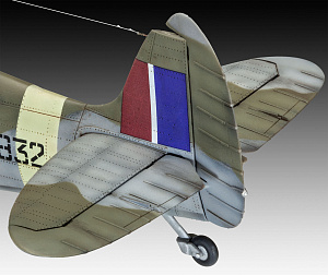 Model kit 1/32 Supermarine Spitfire Mk.IXc Technik (Revell)