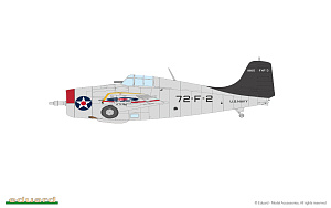 Model kit 1/48 MIDWAY DUAL COMBO F4F-3 and F4F-4 Wildcat (Eduard kits)